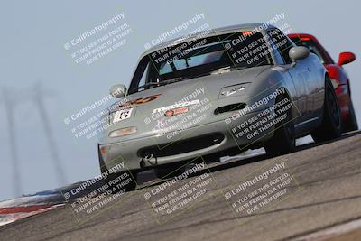 media/Oct-26-2025-CalClub SCCA (Sun) [[8ce1e69566]]/Group 5/Grapevine/